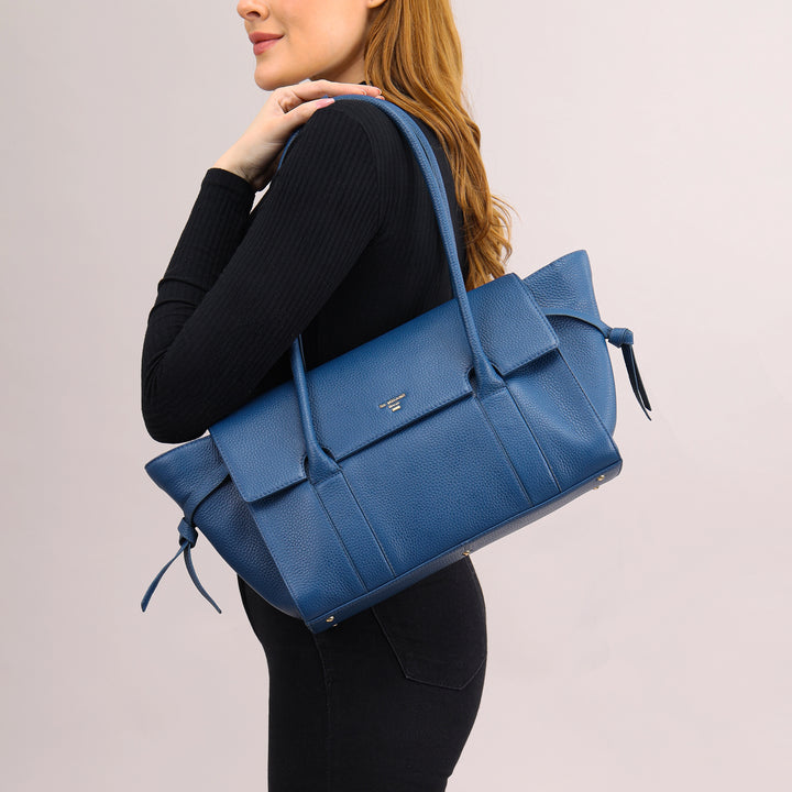 Fluente Shoulder Bag (M)