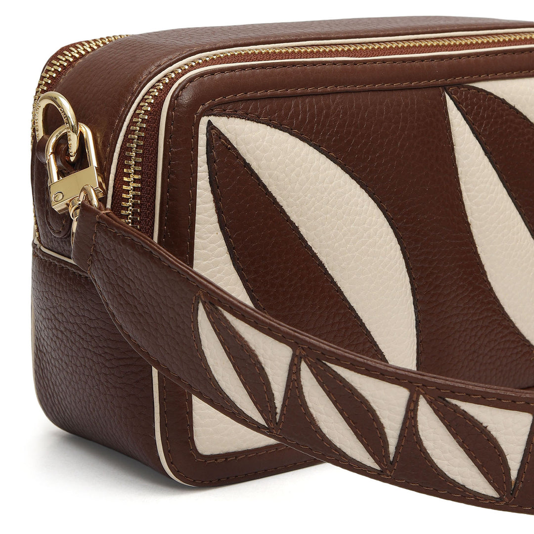 Small Wax Leather Sling - Espresso & Marshmallow