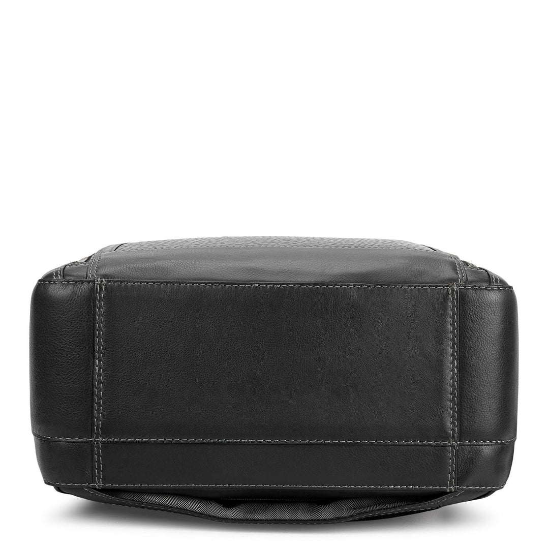 Classic Backpack (M)