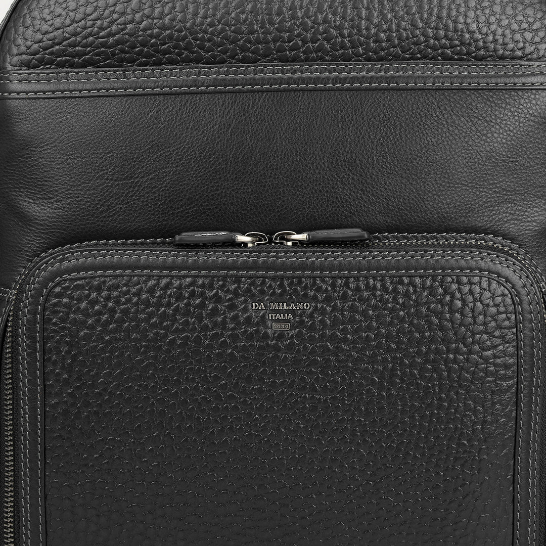 Classic Backpack (M)