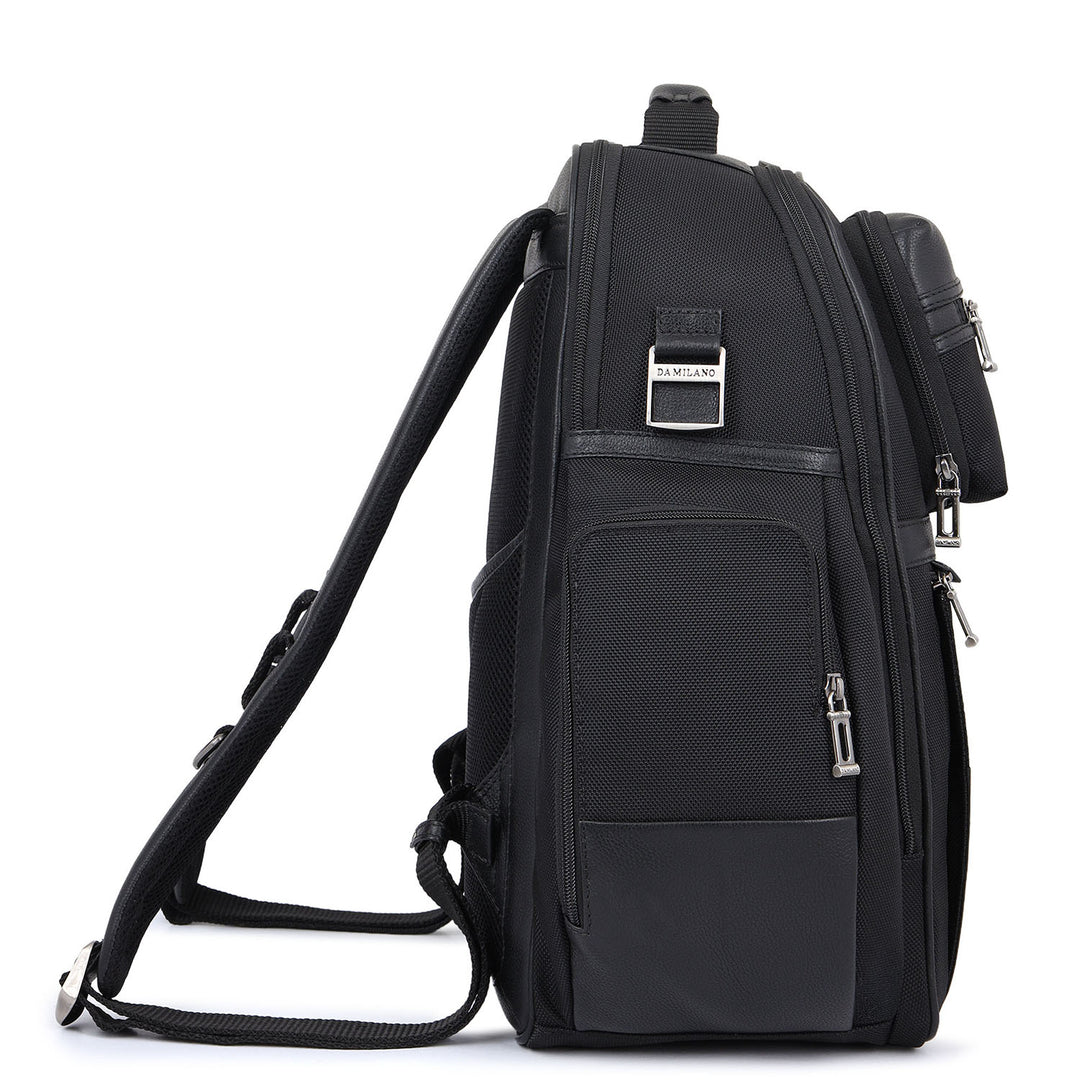 Mova Backpack (M) - Black