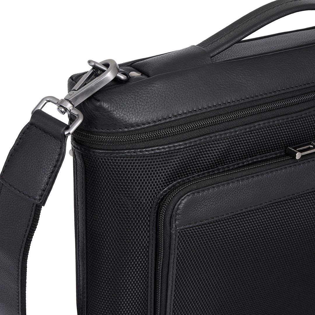 Online Exclusive Tetron Laptop Sleeve (M) - Black